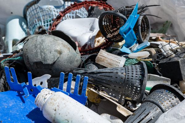 Plastic catch onboard the support vessels of System 03