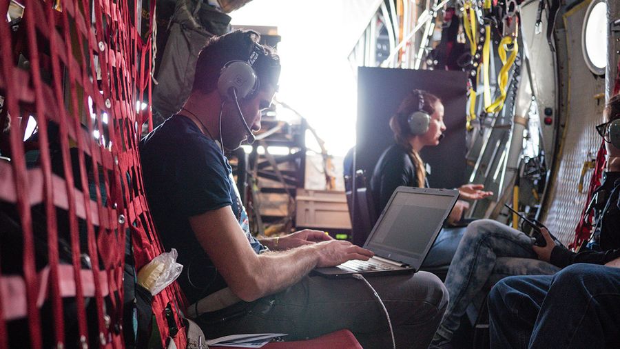 #02 - A team of researcher embarked on the airplane for the first ever aerial surveys of a garbage patch Photo credits: The Ocean Cleanup